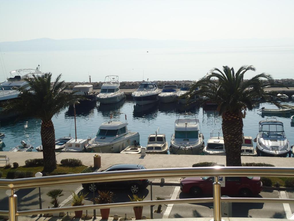 Villa Grgo Apartments Tučepi Δωμάτιο φωτογραφία