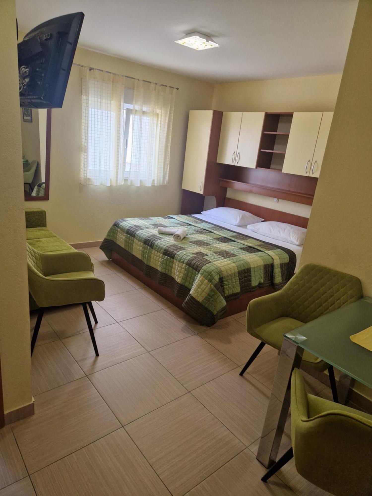 Villa Grgo Apartments Tučepi Εξωτερικό φωτογραφία