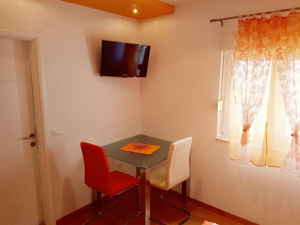 Villa Grgo Apartments Tučepi Εξωτερικό φωτογραφία